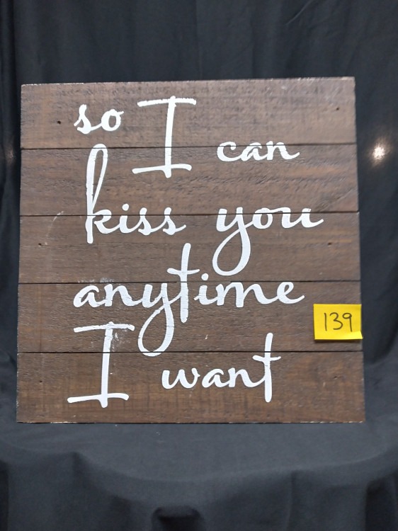 Decor Rentals - Specialty Signs Decor Rentals - Specialty Signs