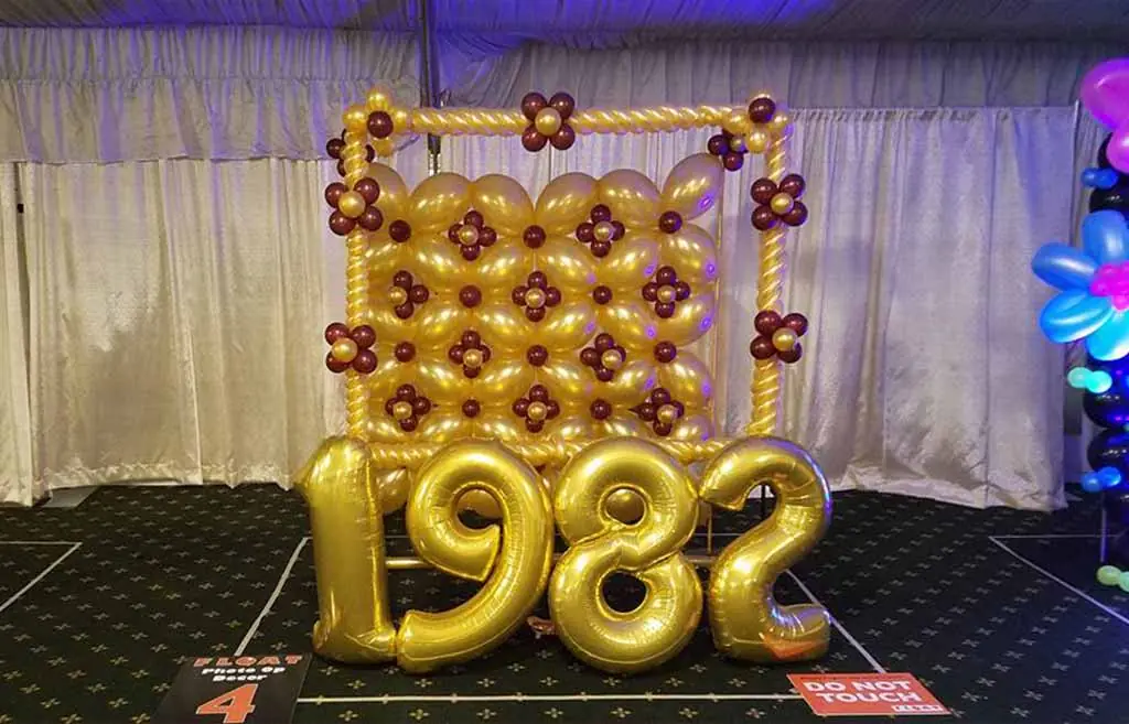 Balloon Arrangements & Arches - Event Rentals